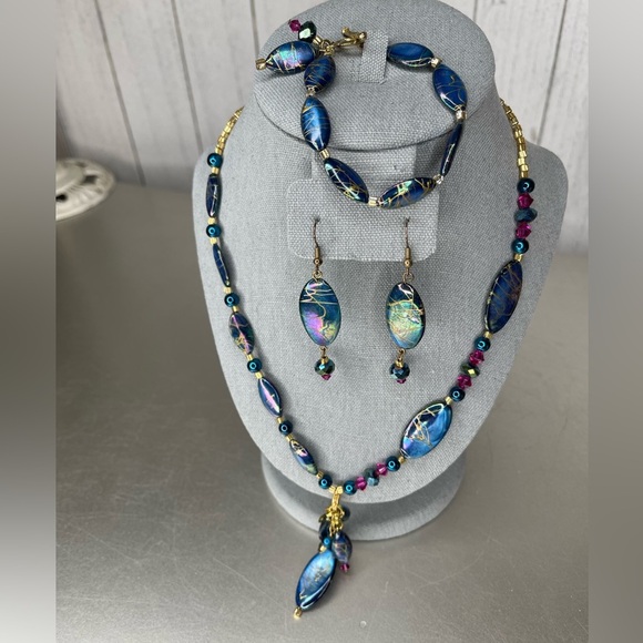 Statement Necklace Beaded Pendants Blue Purple Swirl Matching Earrings Bracelet - Picture 1 of 9